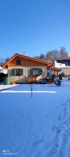Haus am Mühlenberg (Haus am Muhlenberg) in 格羅斯克魯茨/哈維爾