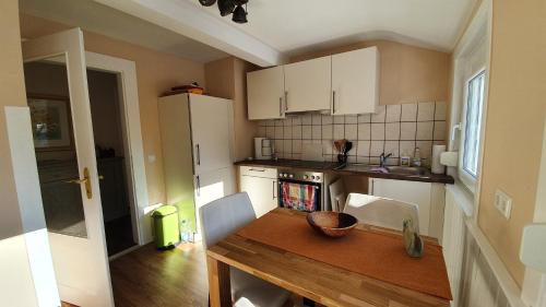 Bếp, Ferienwohnung Sägemühle (Ferienwohnung Sagemuhle) in Unterreichenbach