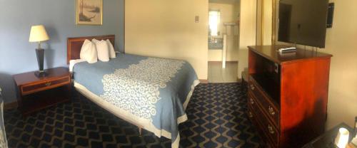 ADERI HOTEL BUCKNELL UNIVERSITY