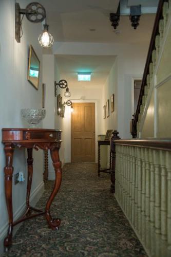 The Royal - image 4