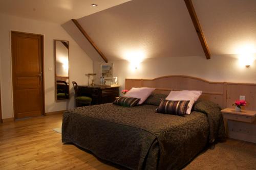 2 twin beds