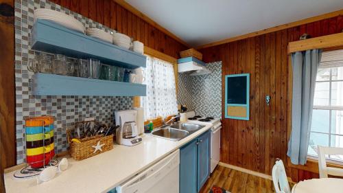 Sunrise Cabana Cottage - image 6
