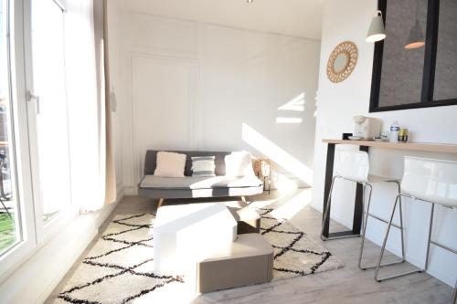 CHIC APPART DESIGN - HYPER CENTRE - TRAMWAY - FREE WIFI - leRelaisdOdile12 - image 7