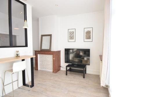 CHIC APPART DESIGN - HYPER CENTRE - TRAMWAY - FREE WIFI - leRelaisdOdile12 - image 9