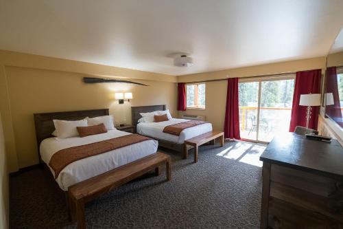 McKinley Creekside Cabins