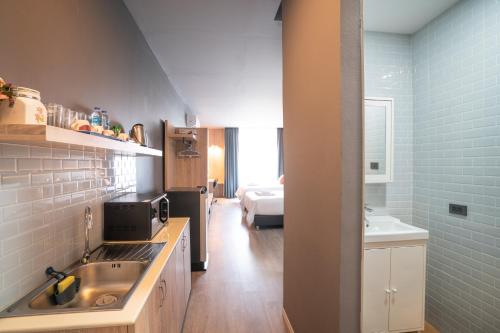 Hat Yai TK Bed 4-Star Hotel lobby