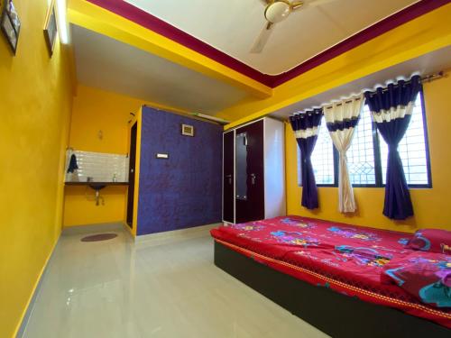 Holiday house with hill view near kashid beach