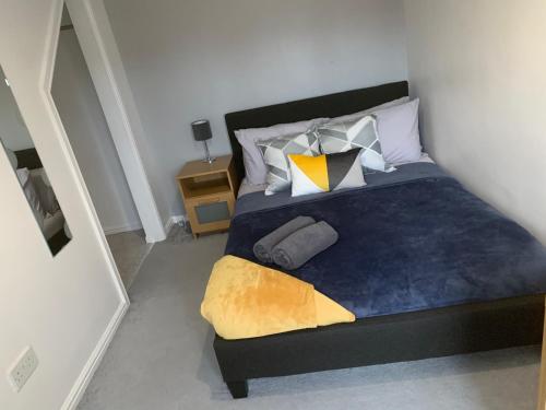 Wharncliffe House - Workstays Company UK gîte à louer Hendon Rock