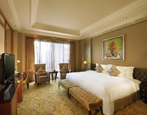 room detail thumbnail 0