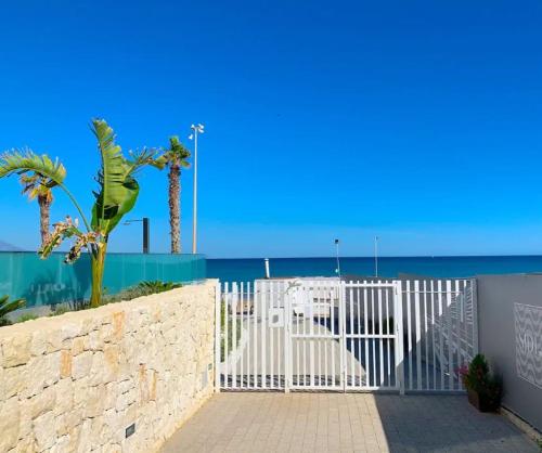 5* Apt, Best Location, Playa San Juan, heated pool