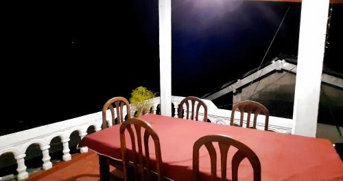 Fallside Rest in أخرى