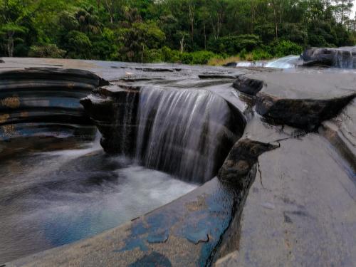 Fallside Rest in أخرى