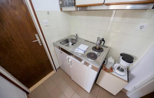 Apartments Marija 2822 - image 3