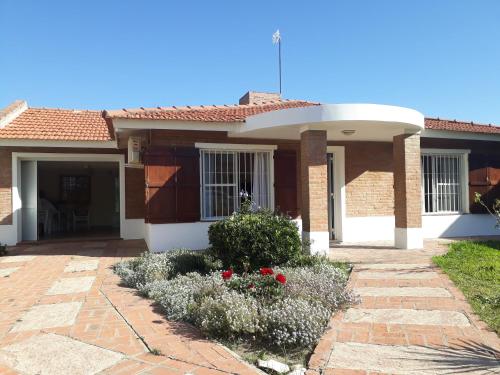 . Casa Anémona