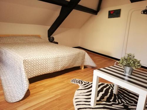  Astronaut Rooms in Porto