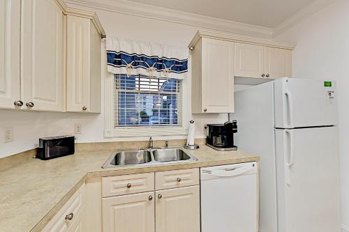 Dual-Suite Magnolia Pointe Condo - Golf & Pools condo - image 8
