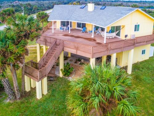 Renovated Home - Huge Balcony - 350 Yards to Beach home - main image