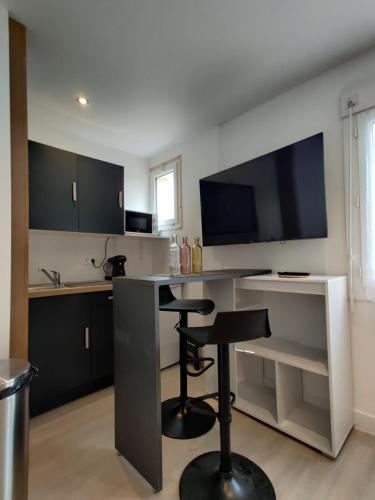 Cocina, LE FOUCAULD-GoodCaen in La Grace De Dieu