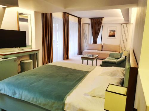 Family Suite with Balcony
