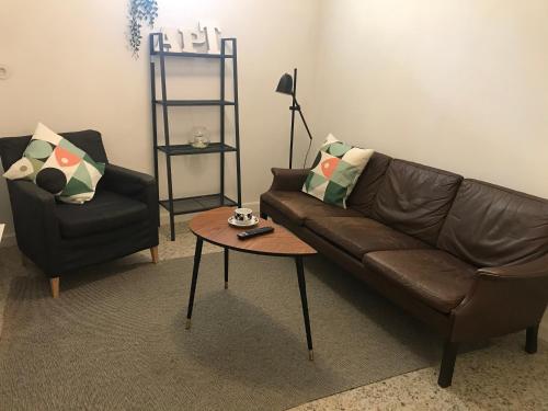 APT Slow City Hostel - image 10