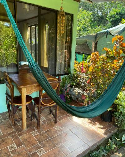 Jardin, Mirians Place Drake in Drake Bay