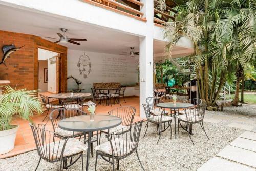 Atrapasuenos Dreamcatcher Hotel from $46. Santa Teresa Hotel Deals