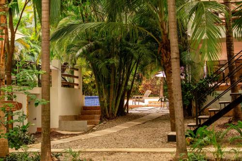 Atrapasuenos Dreamcatcher Hotel from $46. Santa Teresa Hotel Deals