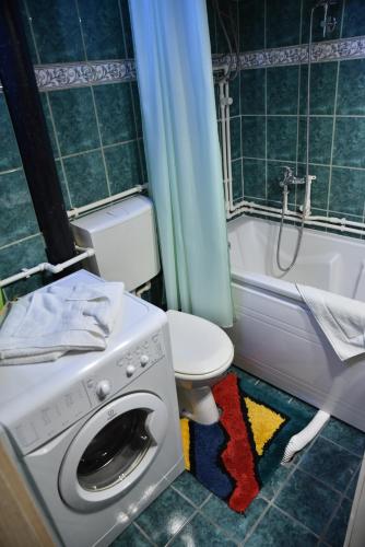 Galata Apartment - image 10