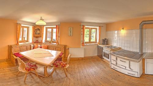 廚房, Chalet Rastenhof - Urlaub auf dem Bauernhof in Österreich (Chalet Rastenhof - Urlaub auf dem Bauernhof in Osterreich) in 加爾蔡因