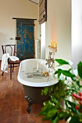 Bathroom, Corte della Maesta Antica Residenza in Bagnoregio