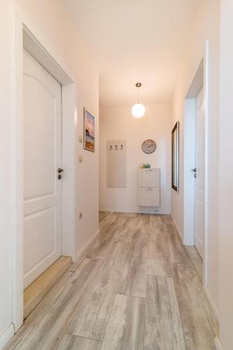 La Mer Apartcomplex - image 13