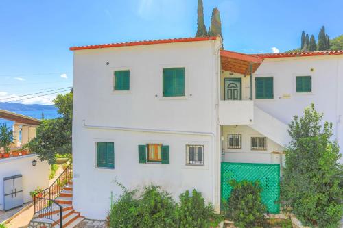 Zouli Athina - image 3
