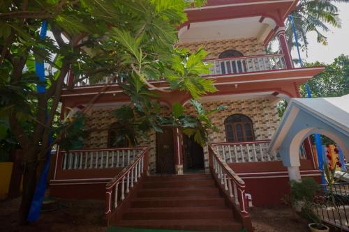 Calagunte inn 1 bhk Apartment with kitchen 1 minet walk distance beach