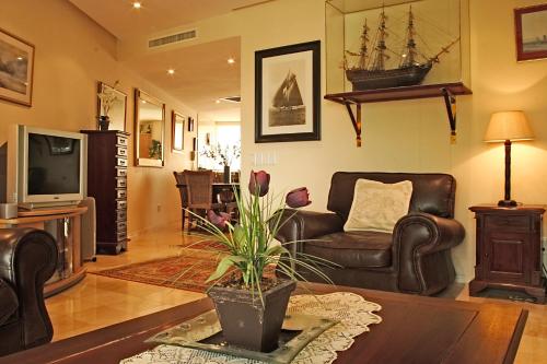 One Bedroom Apartment - fully furnished and equipped - image 7