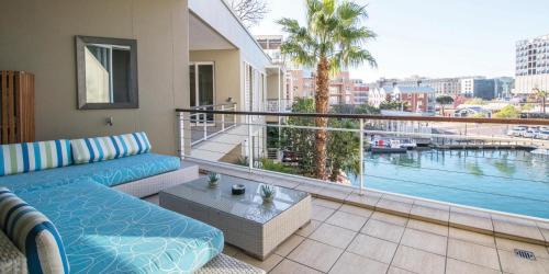 Three Bedroom Apartment - fully furnished and equipped - image 13