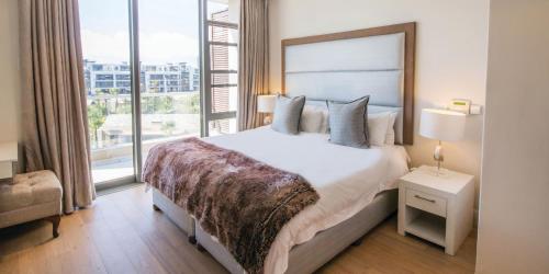 Three Bedroom Apartment - fully furnished and equipped - image 12
