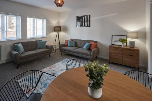 Endeavour Apartments - image 6