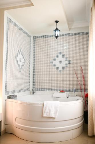 Létesítmények, Garni Hotel Dash in Telep