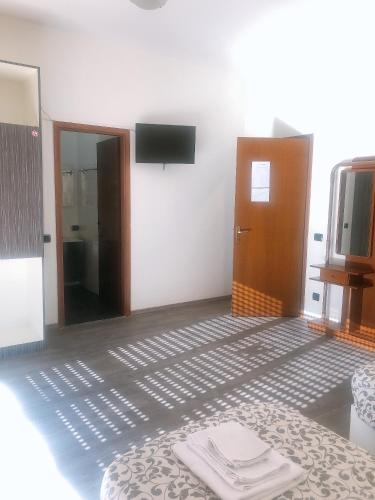 NEW FAMILY INN