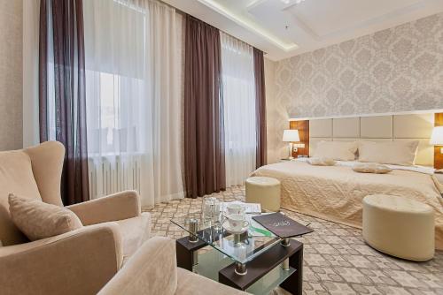 Arium Hotel - image 11