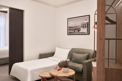 NLH MONASTIRAKI - Neighborhood Lifestyle Hotels - main image