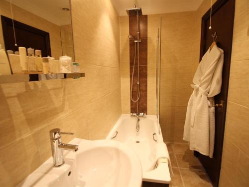 Pilgrims Hotel - image 6
