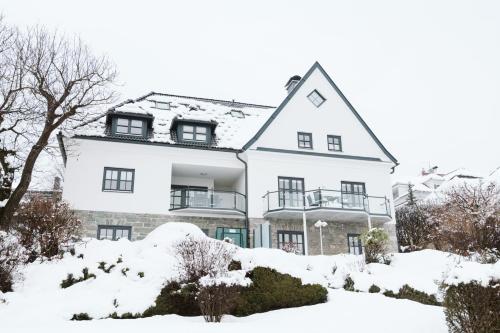 Haus Aussicht - Ferienwohnungen Velden