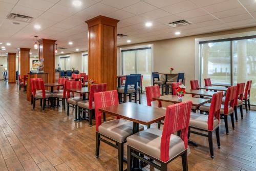 Comfort Suites Niceville Near Eglin Air Force Base