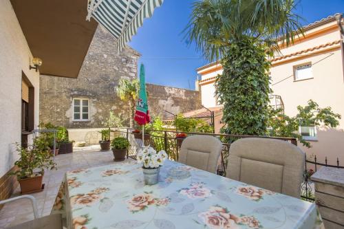 Apartment Josipa 4209 - Selce
