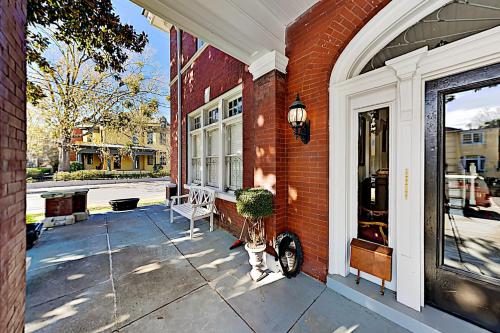 Drayton Place 1B - Downtown Gem with Full Kitchen apts - image 8
