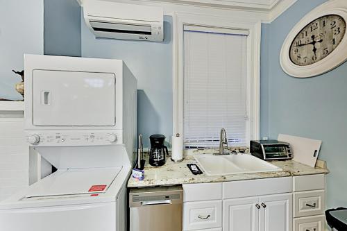 Drayton Place 1A & 1B - Downtown Starland District apts - image 3