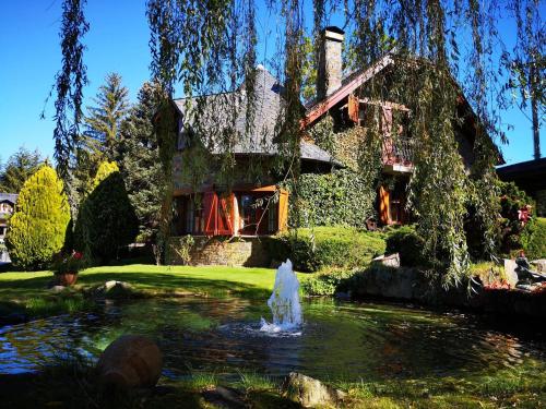 Chalet con gran jardín en Llivia - Accommodation