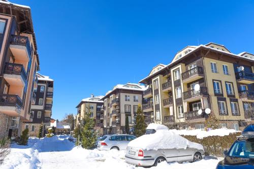 Hotel Bojur & Bojurland Apartment Complex - image 4
