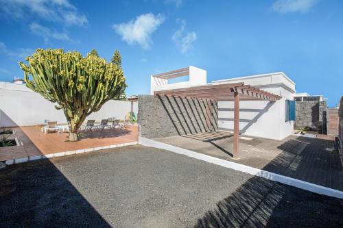 Villa Alegranza - main image